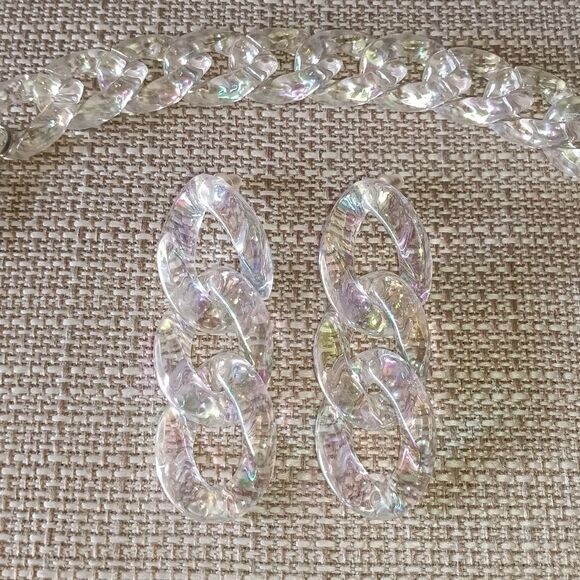 Iridescent Rope-shaped Earrings - Picture 2 of 5